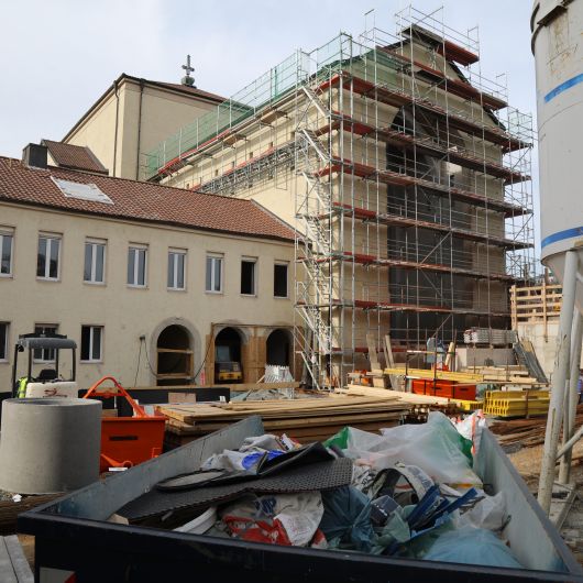 Die Umbauarbeiten in Sankt Anton sind voll im Gange.
