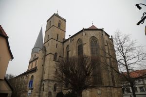 Die Pfarrkirche Maria Magdalena in Münnerstadt vom Südosten her betrachtet.