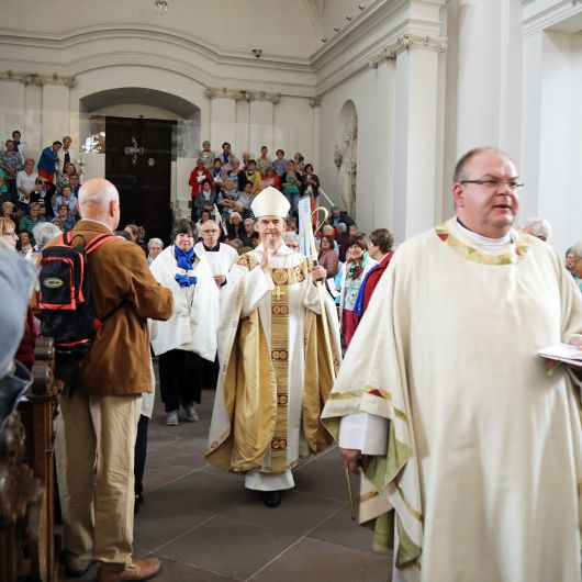 Mit rund 1400 Frauen und Männern feierte Bischof Dr. Franz Jung einen Pontifikalgottesdienst im Dom zu Fulda.