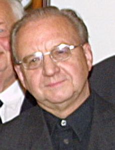 Pfarrer i. R. Heinrich Weth.