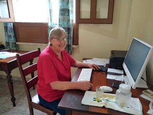 Cornelia Warsitz ist seit Dezember 2019 im Partnerbistum Óbidos. Derzeit arbeitet sie von ihrem Zimmer aus an Nothilfeprojekten.