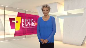 Bernadette Schrama moderiert das ökumenische Fernsehmagazin "Kirche in Bayern" am Sonntag, 5. Juli.