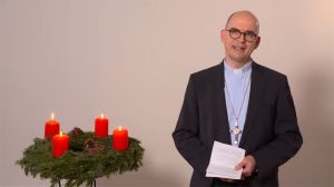 Einen Weihnachtsgruß via YouTube schickt Bischof Dr. Franz Jung den Menschen in der JVA. 