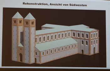 Dr. Johannes Sander ließ für sein Buch auch virtuelle Rekonstruktionen der verschiedenen Baustadien des Doms erstellen.