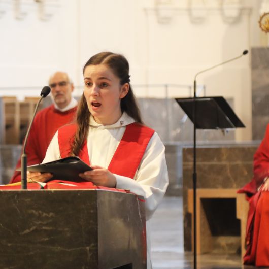 Bischof Dr. Franz Jung feierte am Pfingstsonntag, 5. Juni, einen Pontifikalgottessdienst im Kiliansdom.