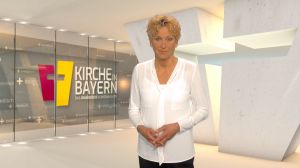 Bernadette Schrama moderiert das ökumenische Fernsehmagazin "Kirche in Bayern" am Sonntag, 25. Juni. 