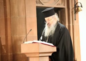 Pfarrer Martinos Petzold von der griechisch-orthodoxen Kirche.