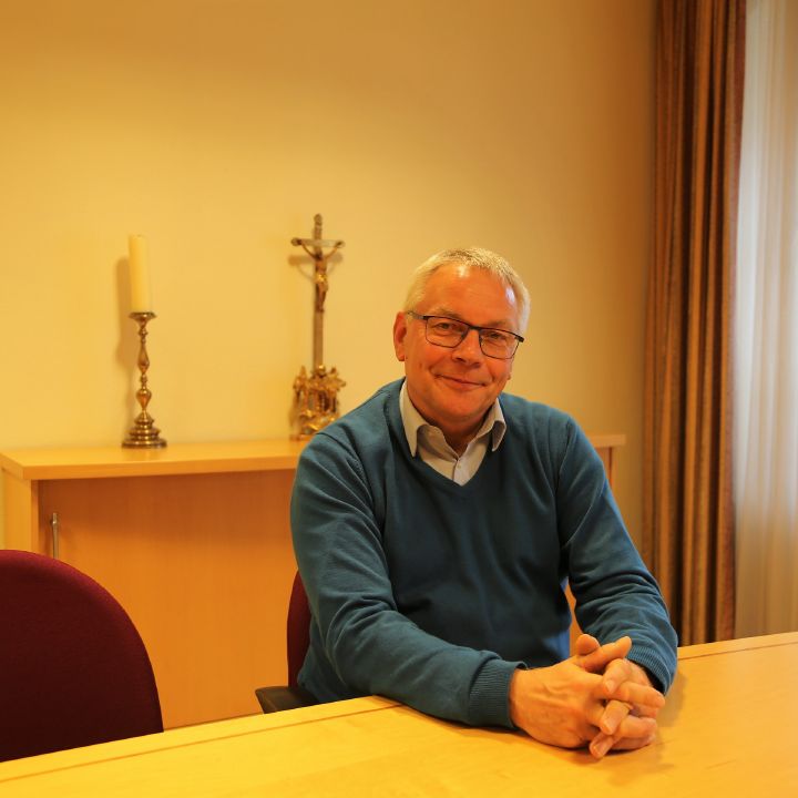 Pastoralreferent Klaus Schmalzl arbeitet seit 30 Jahren in der Ehe-, Familien- und Lebensberatung Würzburg.