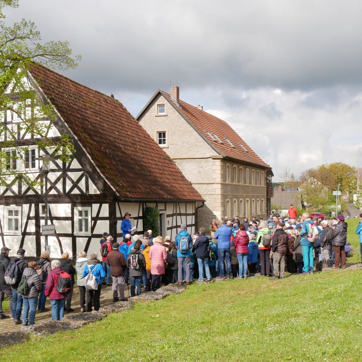 Bei der DJK-Seniorenwanderung in Rieden machten 150 Wandernde aus der ganzen Diözese Würzburg mit.