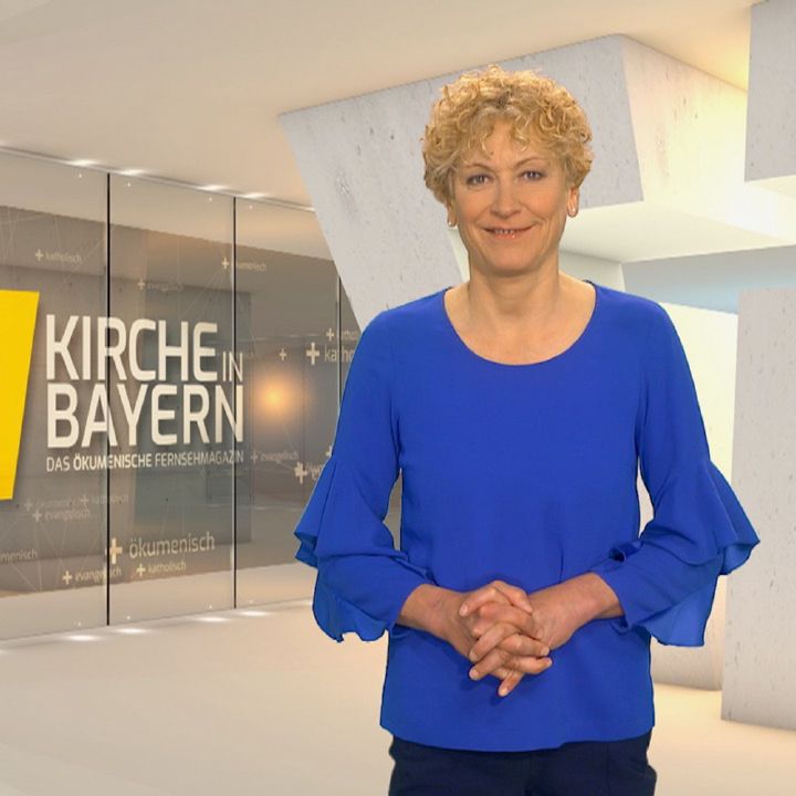 Bernadette Schrama moderiert das ökumenische Fernsehmagazin "Kirche in Bayern" am 28. April.