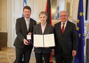 Innenstaatssekretär Sandro Kirchner, Dr. Monika Berwanger und Regierungspräsident Dr. Eugen Ehmann (von links).
